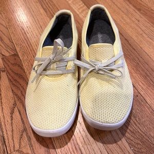 Allbird Tree Skippers pale yellow size 10